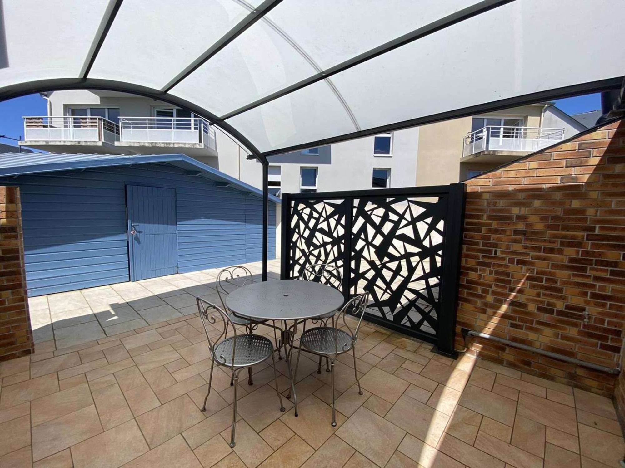 Hébergement de vacances Maison Plain-pied Renovee Avec Jardin Clos, A 1km De La Et Proche Commerces, - Fr-1-368-428 *