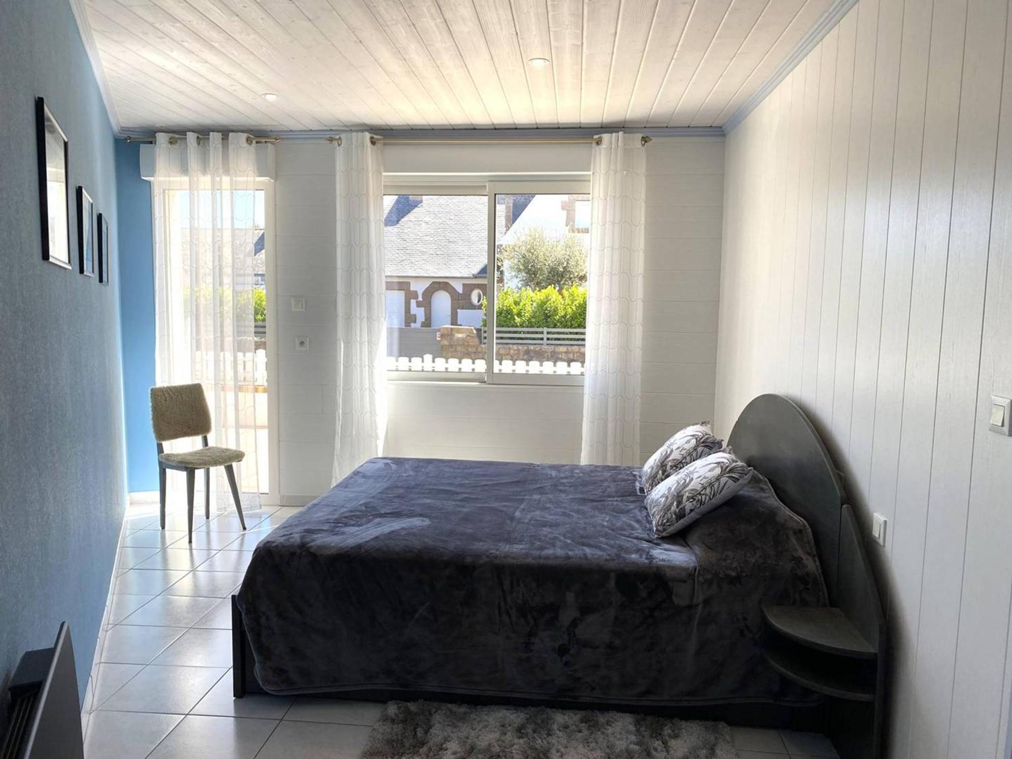 Hébergement de vacances Maison Plain-pied Renovee Avec Jardin Clos, A 1km De La Et Proche Commerces, - Fr-1-368-428 *