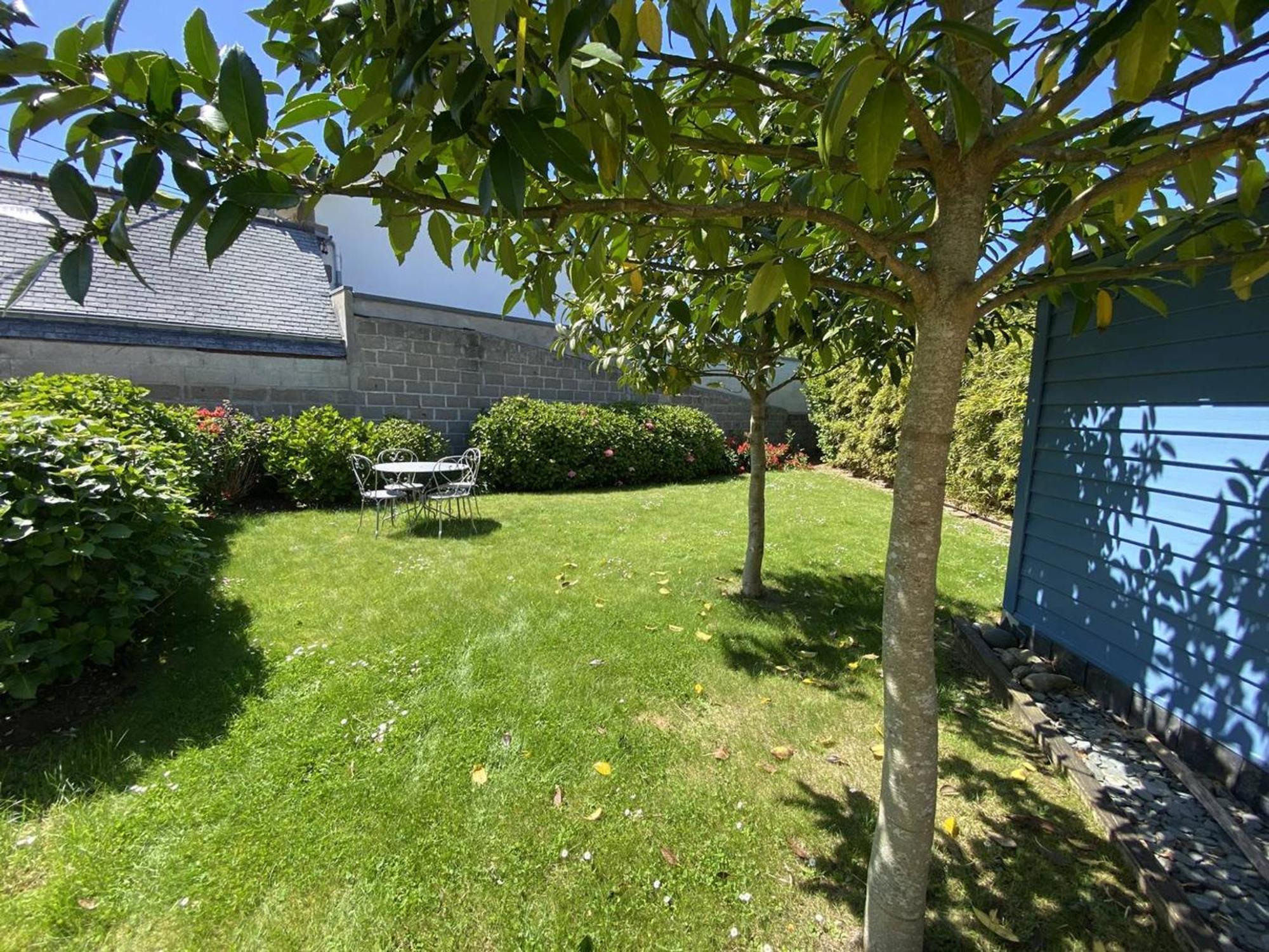Hébergement de vacances Maison Plain-pied Renovee Avec Jardin Clos, A 1km De La Et Proche Commerces, - Fr-1-368-428 *